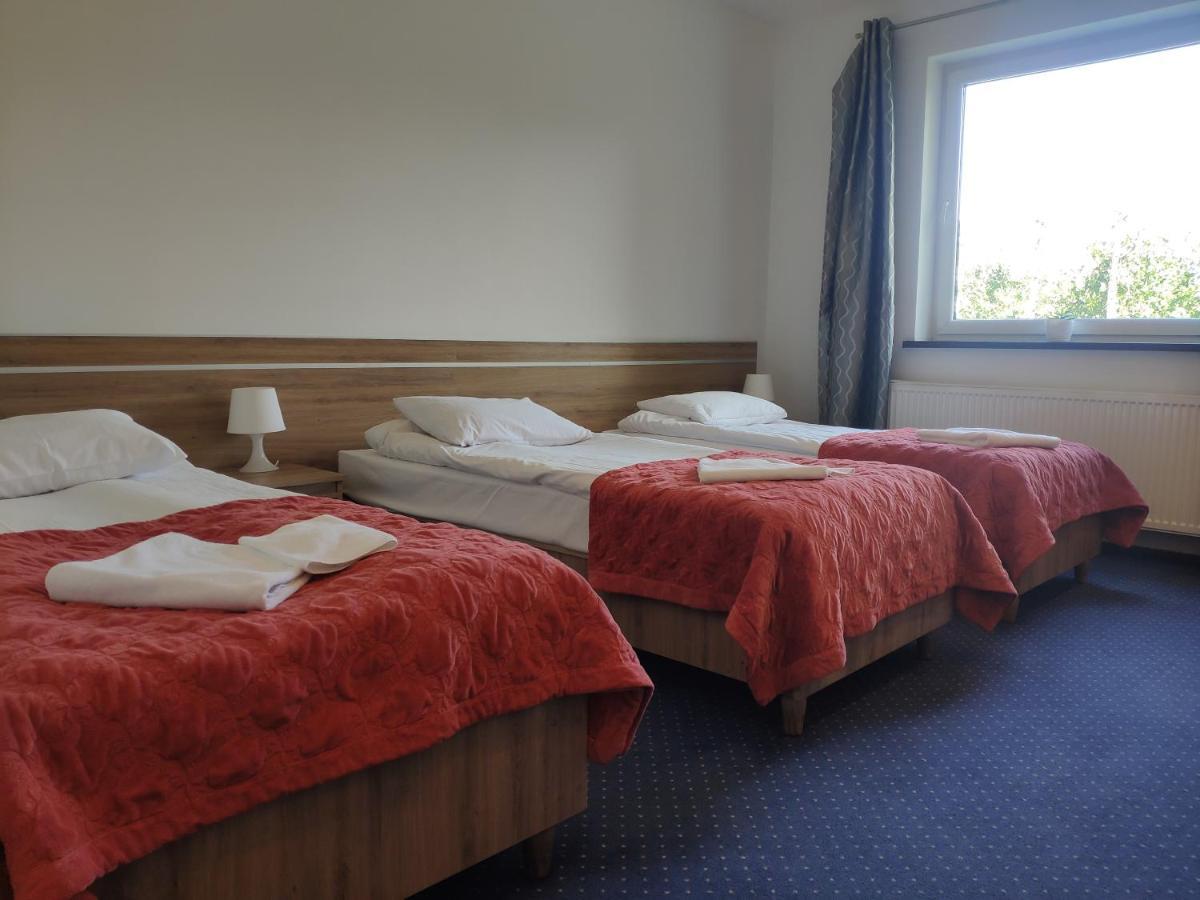 Hotel Eden Rzgow Esterno foto